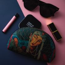 NEW IN Mongolian designers make pure hand - made makeup bags with the Mongolian national style