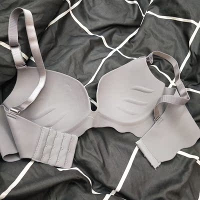 36C穿这个刚刚好 肩带有些滑需要调整好