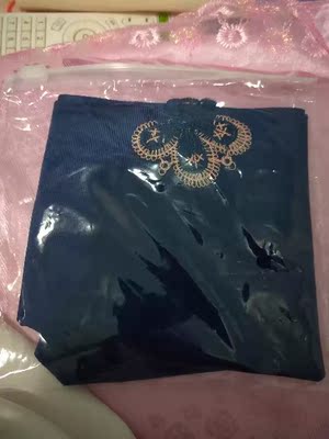 宝贝收到,穿着舒服,外观好看靓丽新颖,布料摸起来很舒服,价格优惠,下次还来光顾 宝贝收到,穿着舒服,外观好看靓丽新颖,布料摸起来很舒服,价格优惠,下次还来光顾