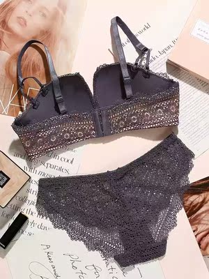 真的挺好看的，适合我这种小胸的人穿，不错不错，穿上挺好看，经常买他家的内衣，已经是老回头客了，嘻嘻