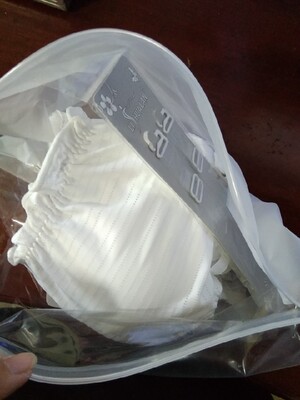 👏宝贝很不错，关注：公💓众💓呺。◤特价特价◥先查再买，很舒服！经济又实惠~内衣非常好，很舒服，大大的好评。超满意 摸上去很舒服 质量好 价格也实惠。很好哦  大小合适  蛮舒适的 也不贵。真的很舒服呢，很美丽，很有美感，店主还送了透明的肩带，很香香，快递也到的很快是像裹胸那种，很舒服，一套看起