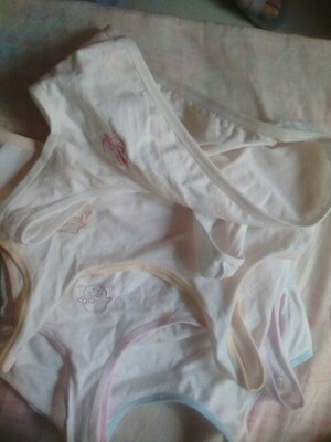 宝贝收到了,是棉布的,是单层的,宝贝六十多斤穿着正好,挺不错的好评。 宝贝收到了,是棉布的,是单层的,宝贝六十多斤穿着正好,挺不错的好评。