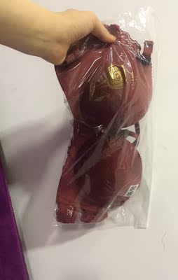 手感不错 挺喜欢的  颜色也很正