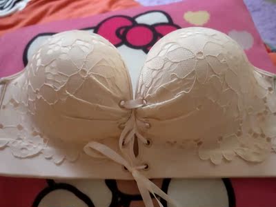 买了踪怕会掉。试了不会往下掉。满分。还会再光顾的