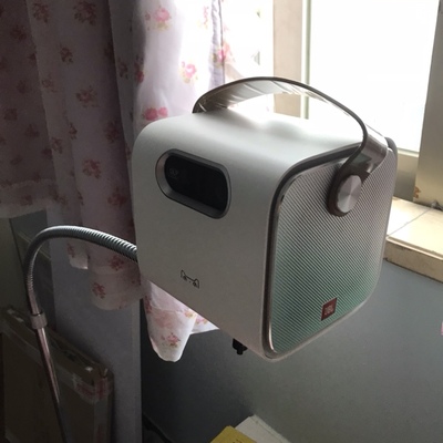 如何评价揭秘天猫魔屏A1和坚果SC投影仪那个好，单从外观看，哪款更亲民