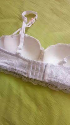 很满意穿上也很舒服，物流也很快，下次还来你家购买，肩带随意调节