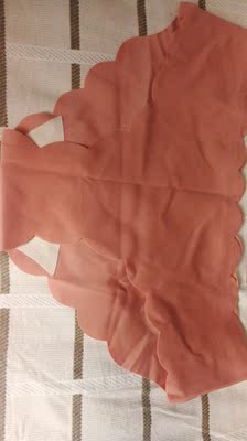 带了几次质量不错 没有变形 没有钢圈带着就是舒服 洗了不变形 不掉色 太舒服了 小胸的妹子不用担心内裤无痕很舒服