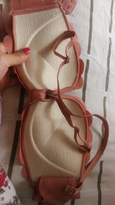 带了几次质量不错 没有变形 没有钢圈带着就是舒服 洗了不变形 不掉色 太舒服了 小胸的妹子不用担心内裤无痕很舒服