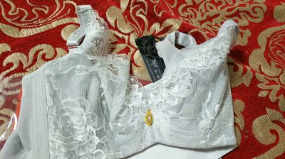 宝贝今天收到了，型很好，价格实惠，好评，准备再入手一个