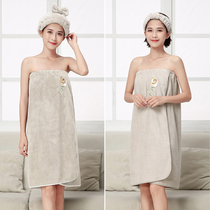 High-end coral velvet bath towel can be worn adult female fashion embroidered chest wrap bath skirt set is very soft and absorbent