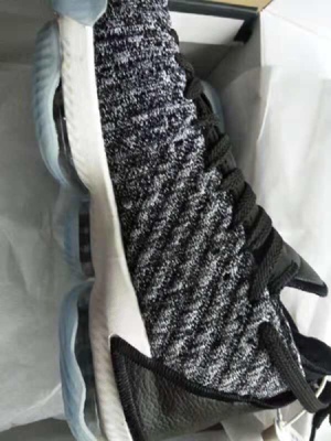 鞋子收到了 挺好看的 挺满意的 物流也挺快的 上脚也挺舒服的 好评