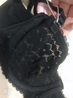 很喜欢了，特别适合我这种小胸的，买的第二个了，店铺已收藏了