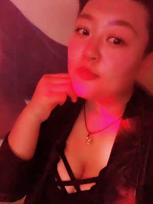 很漂亮，超级喜欢，聚拢效果好