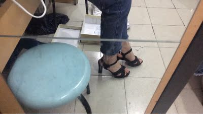 为了走秀买的，超级好看，很稳，物有所值！