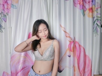 很不错，料子很好，很舒服很好穿，床上也不勒，透气性很好，洗了洗也不褪色，杯型大小刚刚好，聚拢效果好，很喜欢，一直想要这个样子的，大爱。