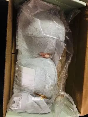 内衣还是不错的 聚拢。柔软 而且还挺好看的 中间换了一次货。拍小了。客服的服务态度很好。好评