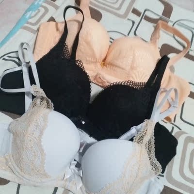 第2次回购了，内衣尺寸合适。价格比实体店要便宜。质量也特别不错