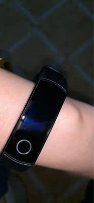 说说开箱评测荣耀手环4怎么样,荣耀手环4都有哪些实用功能,老铁们