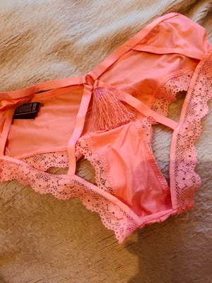 做工一般，线头太多