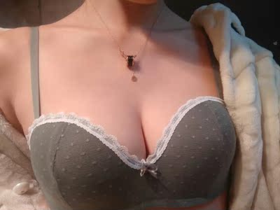 特别显胸的一款内衣。温晴宝宝的自留款一定没有错。好看又好穿。