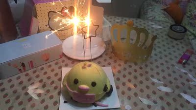 黑色粉色都买了75C但是黑色正好，粉色偏大。 又换了次货，还可以。 没有钢圈比较舒服。