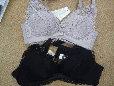 舒服柔软，就是味道重了些！