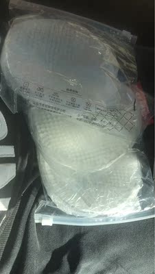 第一次买了俩，这是第二次又买了仨，放泳衣里