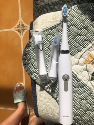 体验问下电动牙刷哪个牌子好，worms这牌子的怎么样