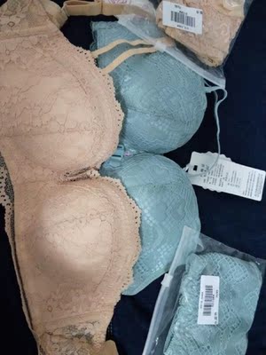 东西非常好，性价比高，很喜欢，质量很好，希望多出新产品，我会继续支持的