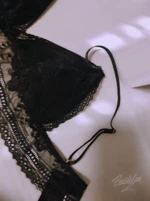 太完美了,好漂亮,喜欢。穿着舒服,准备在买一个。发货也快,包装很大气~ 太完美了,好漂亮,喜欢。穿着舒服,准备在买一个。发货也快,包装很大气~