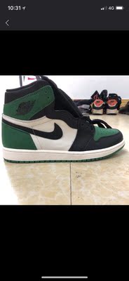 鞋子真骚，等了半个月！ 上脚真酷，回头率百分百！