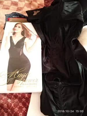 收到货了，迫不及待试穿，客服推荐的码数很合身，不错哈