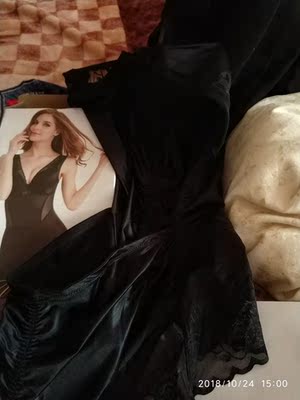 收到货了，迫不及待试穿，客服推荐的码数很合身，不错哈