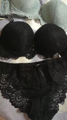 超级超级超级好看～很意外～这个价钱可以买到这么好的内衣～～物超所值～～