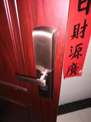 分析木工师傅解说晶思达指纹锁怎么样,安全系数高吗,真实评测