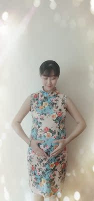 发货快,衣服挺好的,弹性很大,面料软,上身挺舒服,觉得自己拍孕照也很不错哦! 发货快,衣服挺好的,弹性很大,面料软,上身挺舒服,觉得自己拍孕照也很不错哦!