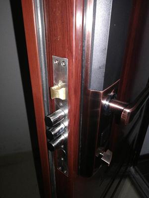 分析木工师傅解说晶思达指纹锁怎么样,安全系数高吗,真实评测