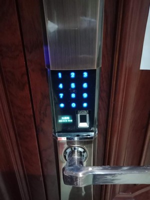讨论工装师傅们三得利指纹锁质量如何，三得利指纹锁安全度有保障吗