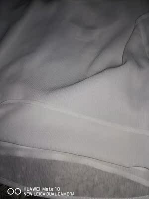 面料不错，雪纺的，是2层的，还是有点点透