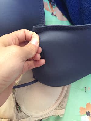 一次买了4个，都是只穿了两次，手洗，质量呵呵呵