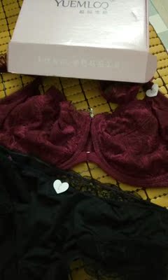 送的内裤很好，内衣也很好希望把他改成宽肩带，大胸的妹子懂！