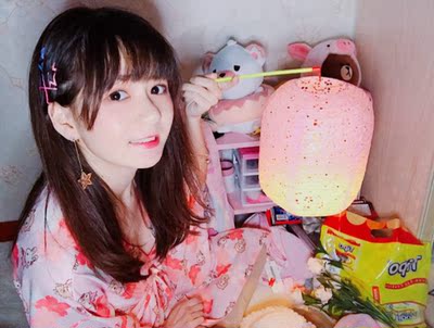 没有腰封拍夜景，先自拍一下啦！小兔子超级可爱