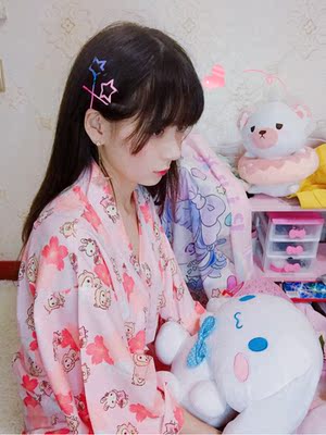 没有腰封拍夜景，先自拍一下啦！小兔子超级可爱