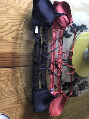 买了两个大小还不一样，无语