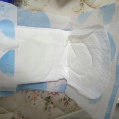 【揭秘】洁婷卫生巾怎么样,质量假不假呢,亲身使用三个月感受揭秘