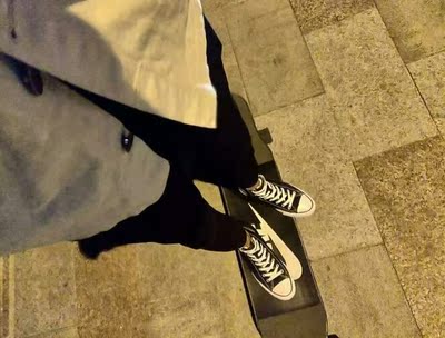 质量很好,性价比高,上脚舒适,值得购买,很好的卖家,满意好评 质量很好,性价比高,上脚舒适,值得购买,很好的卖家,满意好评