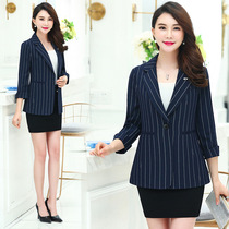 2021 new middle-aged womens autumn thin coat seven-point sleeve striped suit collar foreign-style mother short top