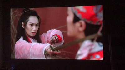 一个月体验:极米无屏电视Play和Play特别版都有什么细节上的区别，哪个好