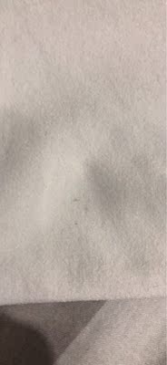 买之前看了评论,所以收到后先检查了一下,果不其然有问题哈,有几个像是洗不掉的黑斑,没敢动,想着我啥也没动给我退换一下也不过分的心态,没想到这种问题在客服眼里都不是质量问题,那我只能说这东西很差并给个差评了。 买之前看了评论,所以收到后先检查了一下,果不其然有问题哈,有几个像是洗不掉的黑斑,没敢动,想着我啥也没动给我退换一下也不过分的心态,没想到这种问题在客服眼里都不是质量问题,那我只能说这东西很差并给个差评了。