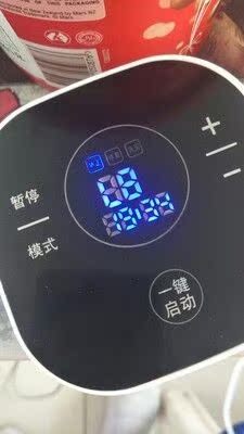 以前买过便宜的质量不好还有味，用在乳头上的产品不敢那么轻易了，这次索性买了一个好的，拿到手发现大牌子的产品做工就是精致，小机器包装很精致，产品确实也不错，电动款的，试用后感觉不错，值得购买。确定是正品的，用着也放心了！还有就是吸力也很大还可以调节，用完到时间了居然它自动关机了，不懂的我差点以为坏了，咨询店家瞬间感觉到了尴尬，哈哈！不错，推荐！